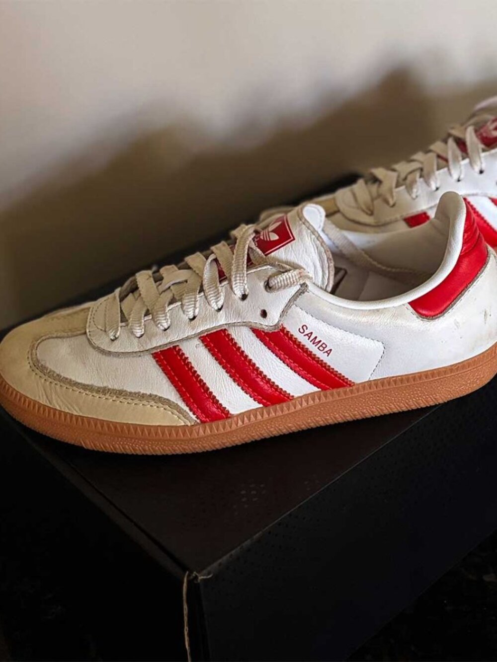 Adidas Samba - Red/White - Picture 2 of 4